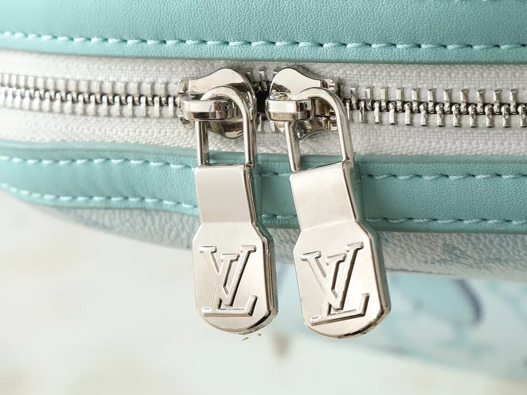 Louis Vuitton AAA Quality Backpacks For Women Unique 9042