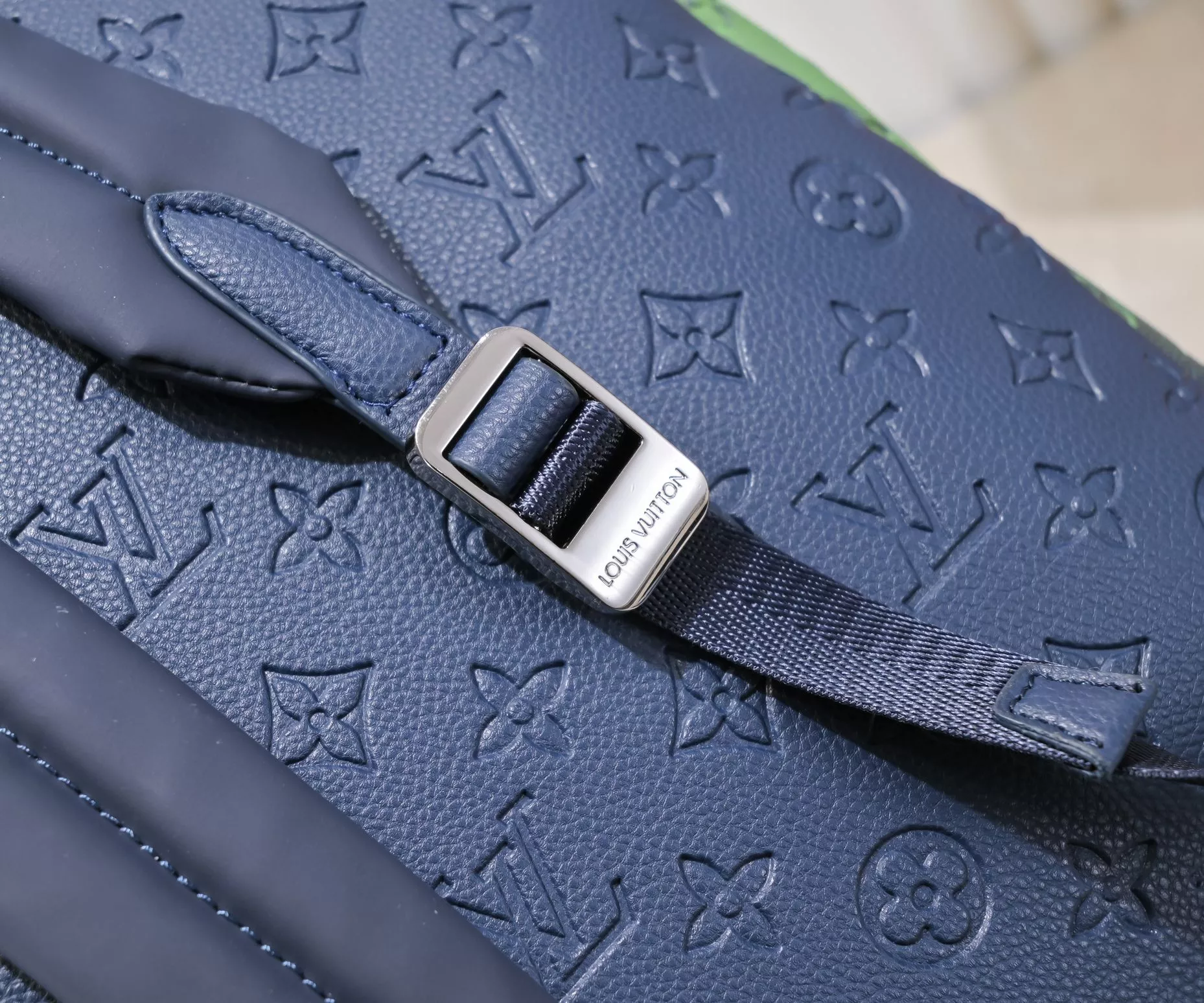 Louis Vuitton AAA Quality Backpacks Minimalist 7821