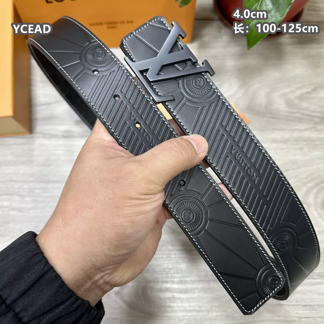 Louis Vuitton AAA Quality Belts For Men DailyWear 1045