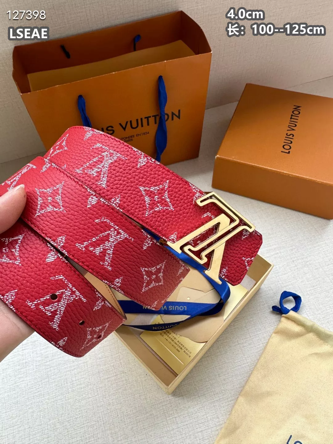 Louis Vuitton AAA Quality Belts For Men Minimalist 3898