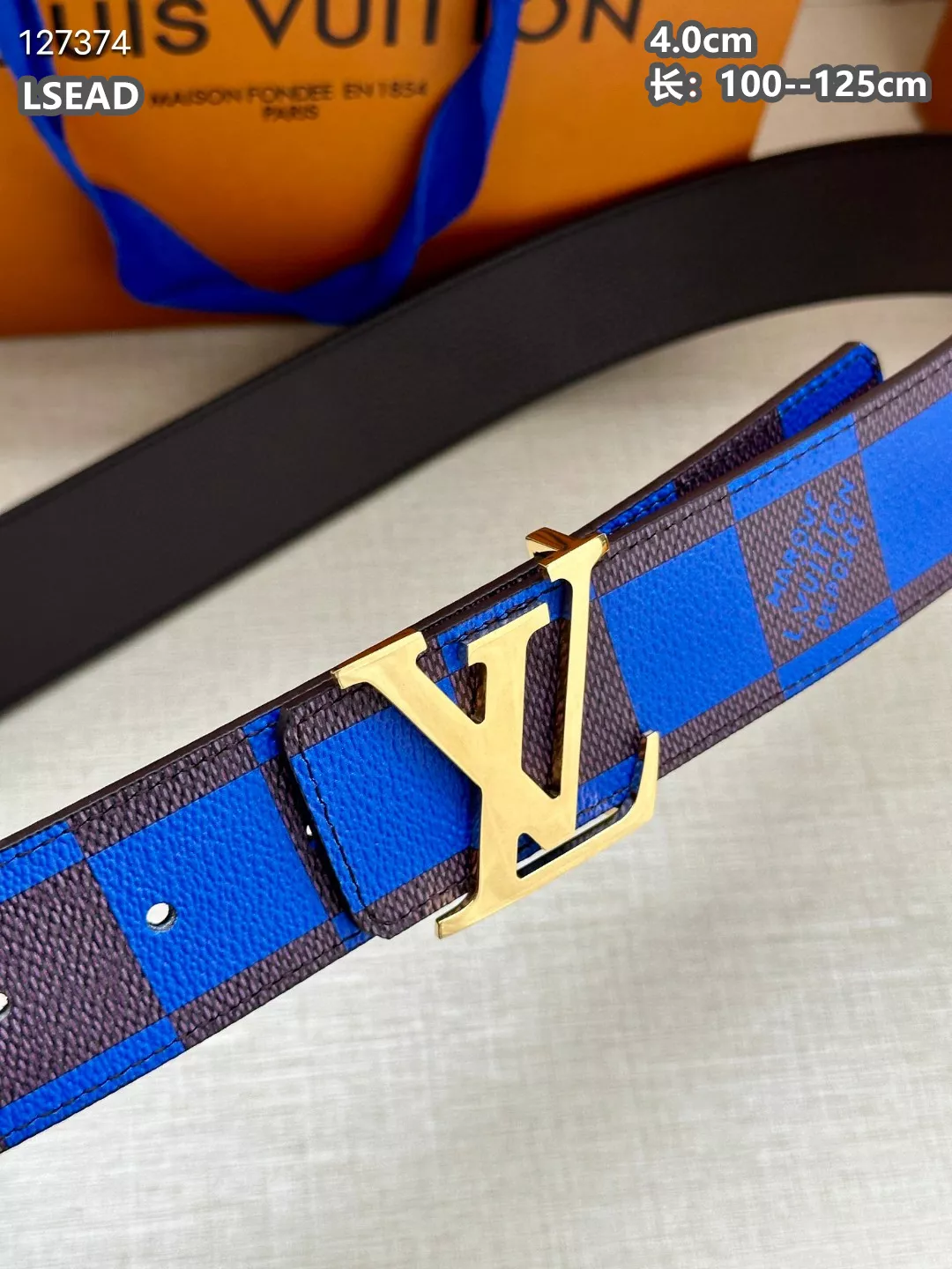 Louis Vuitton AAA Quality Belts For Men Resilient 5206