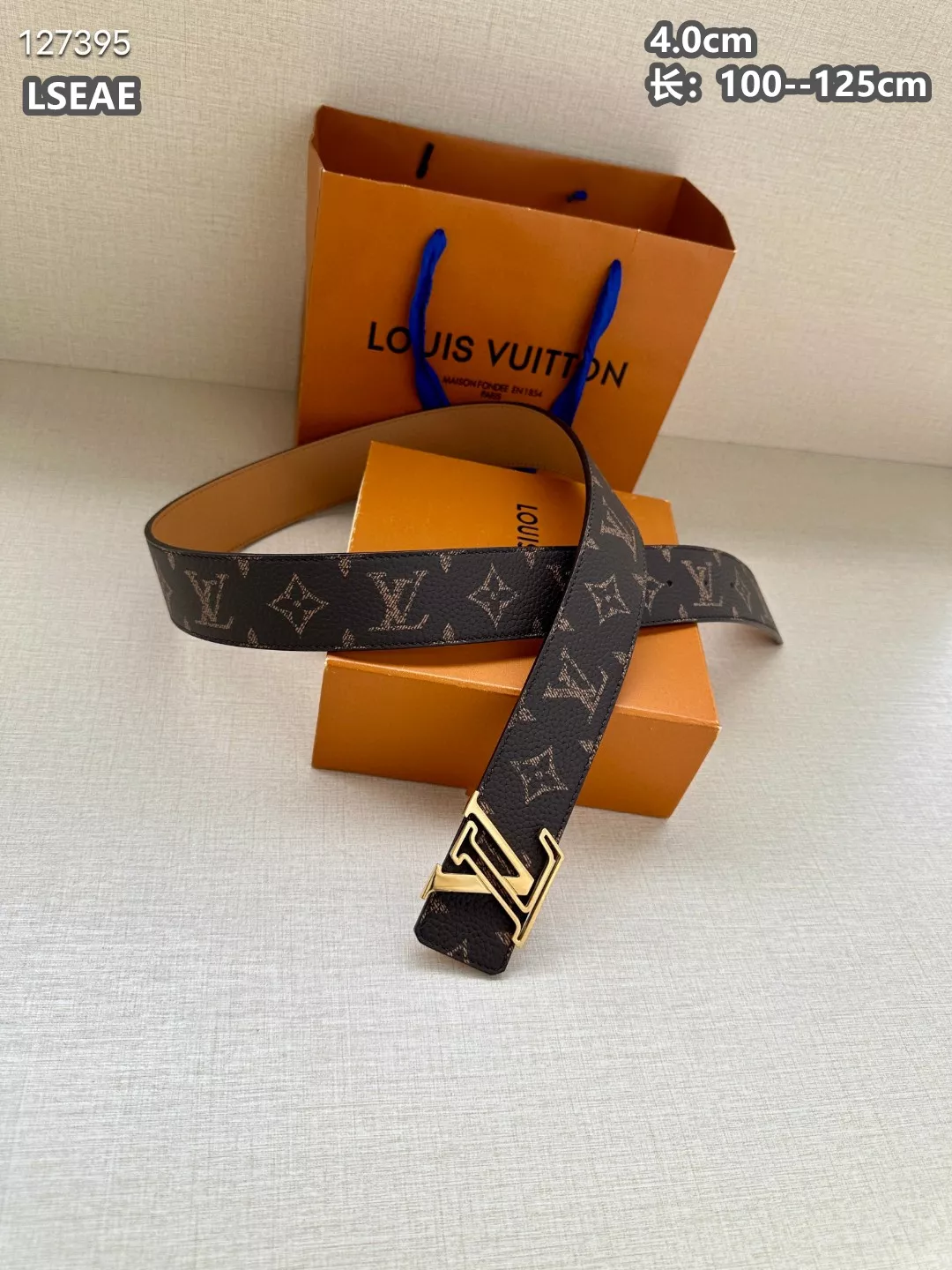 Louis Vuitton AAA Quality Belts For Men Timeless 1418