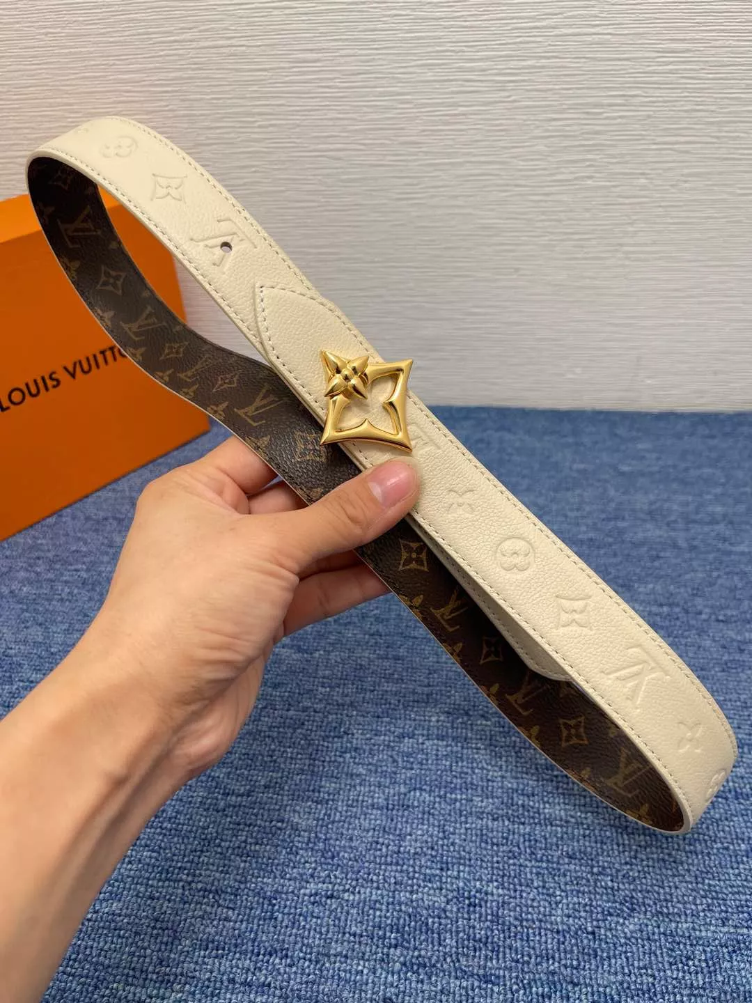 Louis Vuitton AAA Quality Belts In 3.0cm For Women BestValue 8729