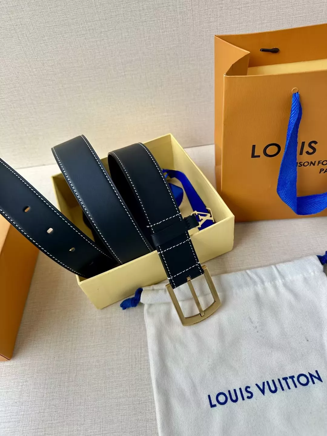 Louis Vuitton AAA Quality Belts In 3.5cm For Men Versatile 9219