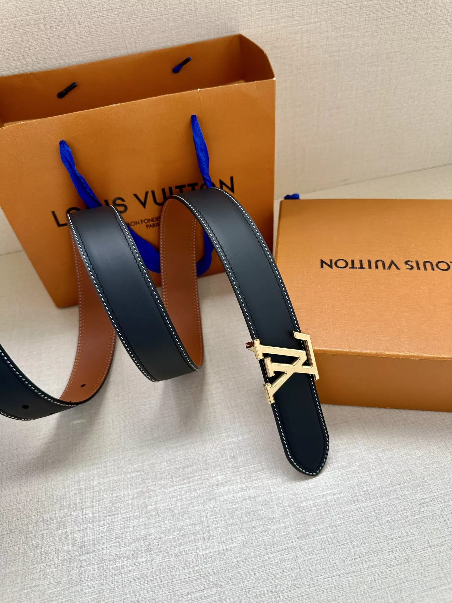 Louis Vuitton AAA Quality Belts In 3.5cm For Men Versatile 9360