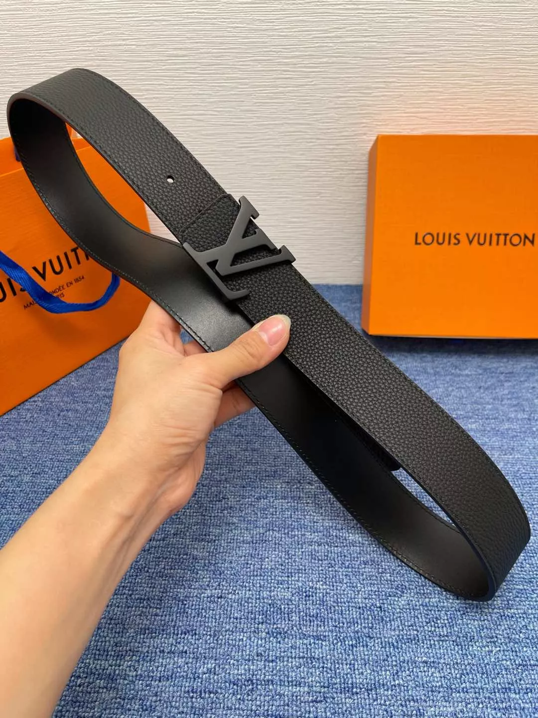 Louis Vuitton AAA Quality Belts In 4.0cm For Men Classic 5020