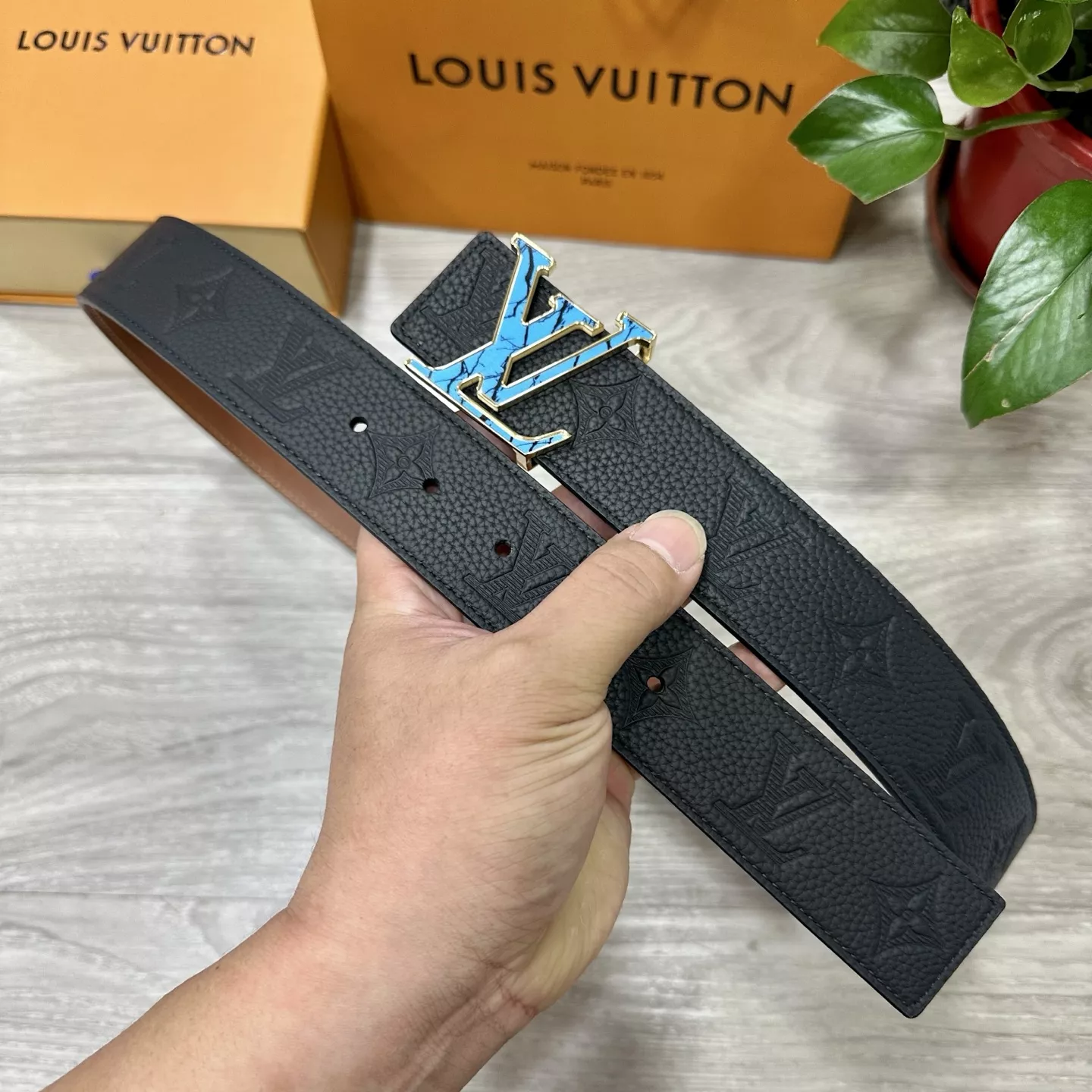Louis Vuitton AAA Quality Belts In 4.0cm For Men Classic 8639