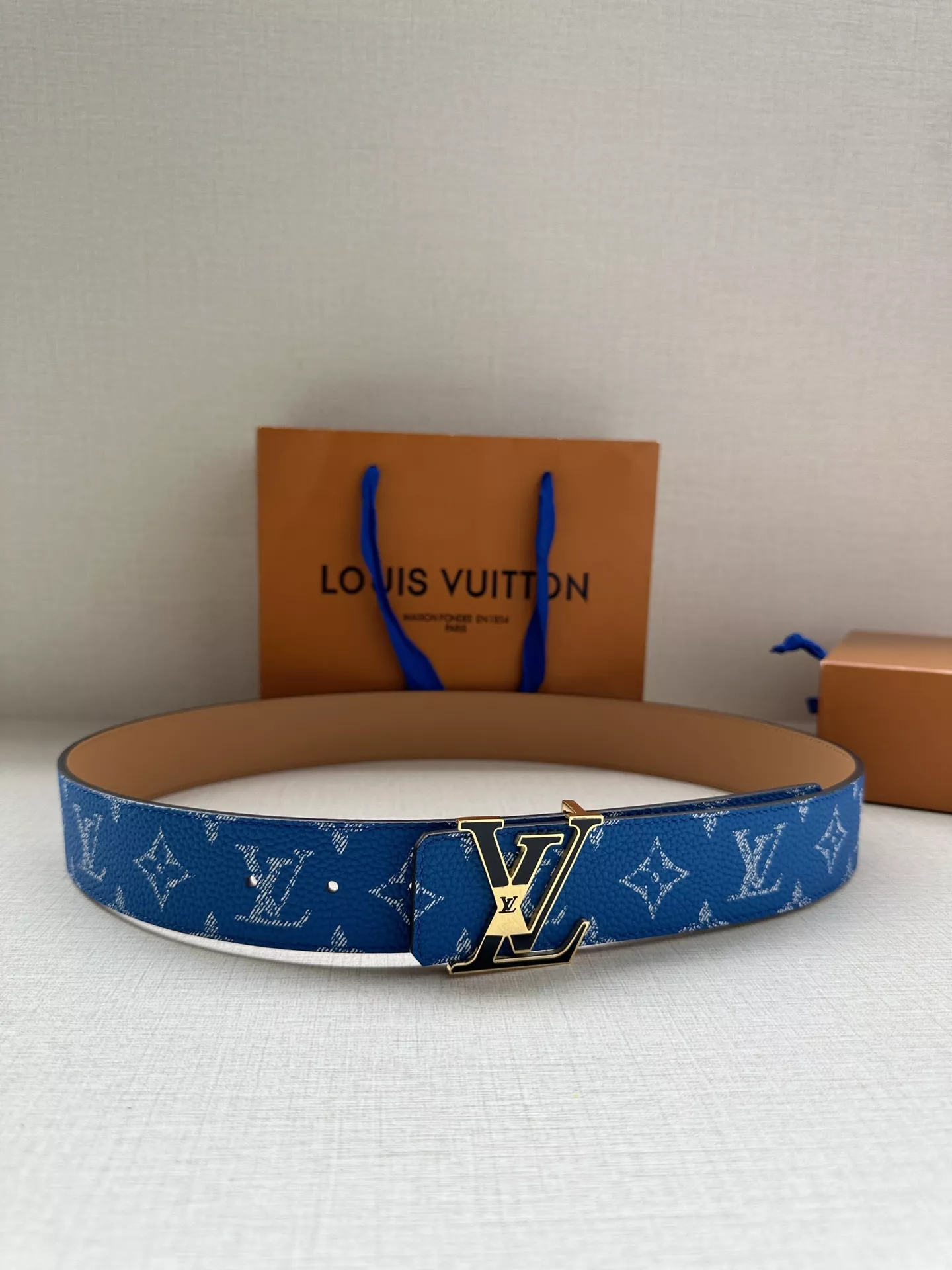 Louis Vuitton AAA Quality Belts In 4.0cm For Men Fashionable 6725