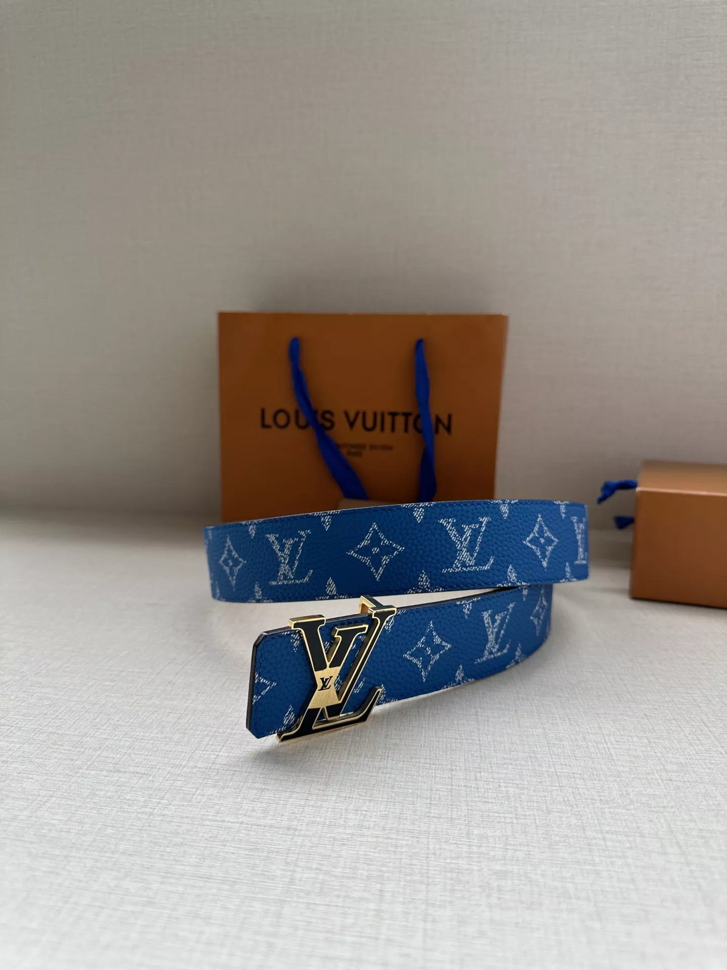 Louis Vuitton AAA Quality Belts In 4.0cm For Men Fashionable 6725