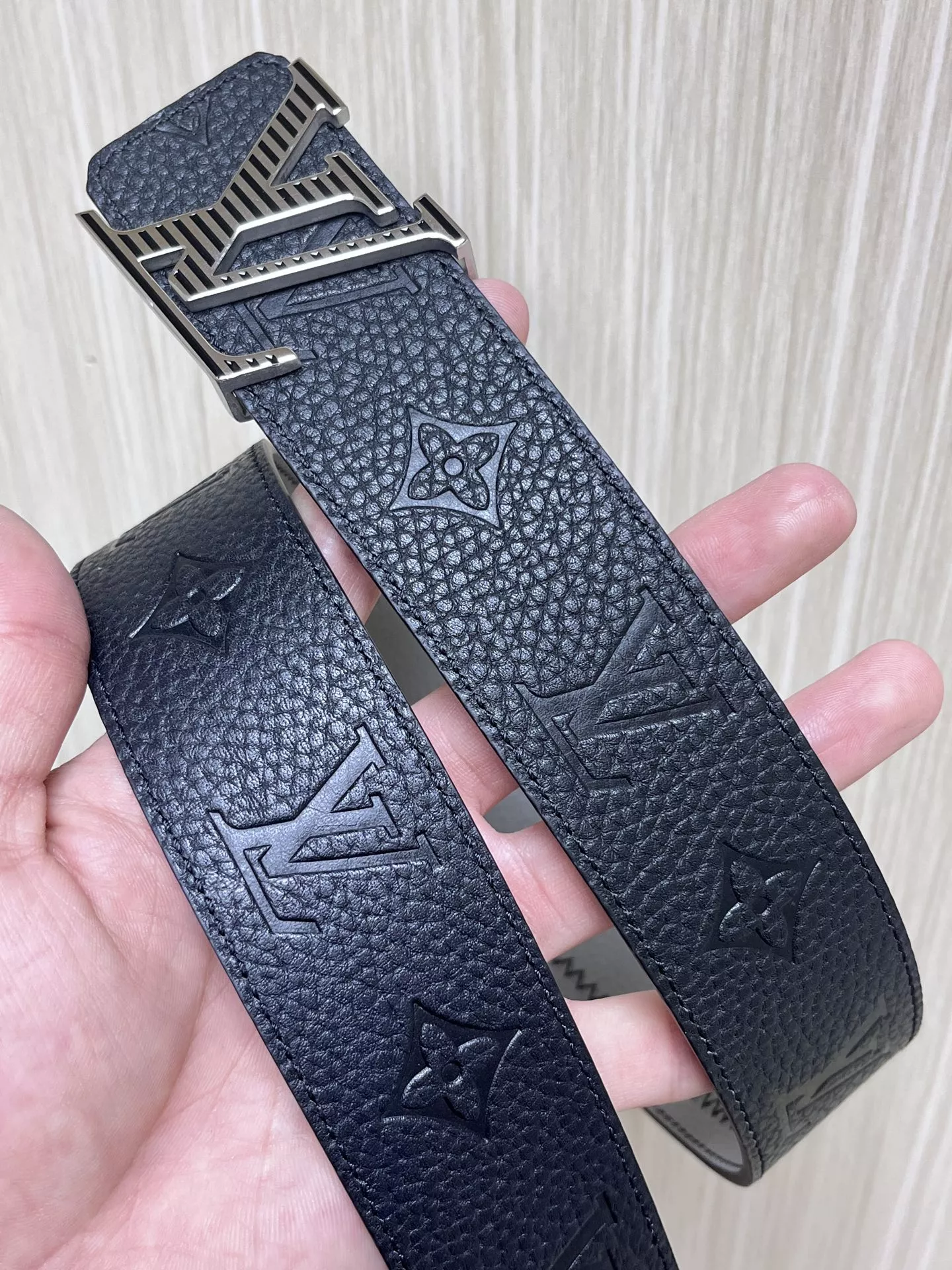 Louis Vuitton AAA Quality Belts In 4.0cm For Men GoodFit 2769