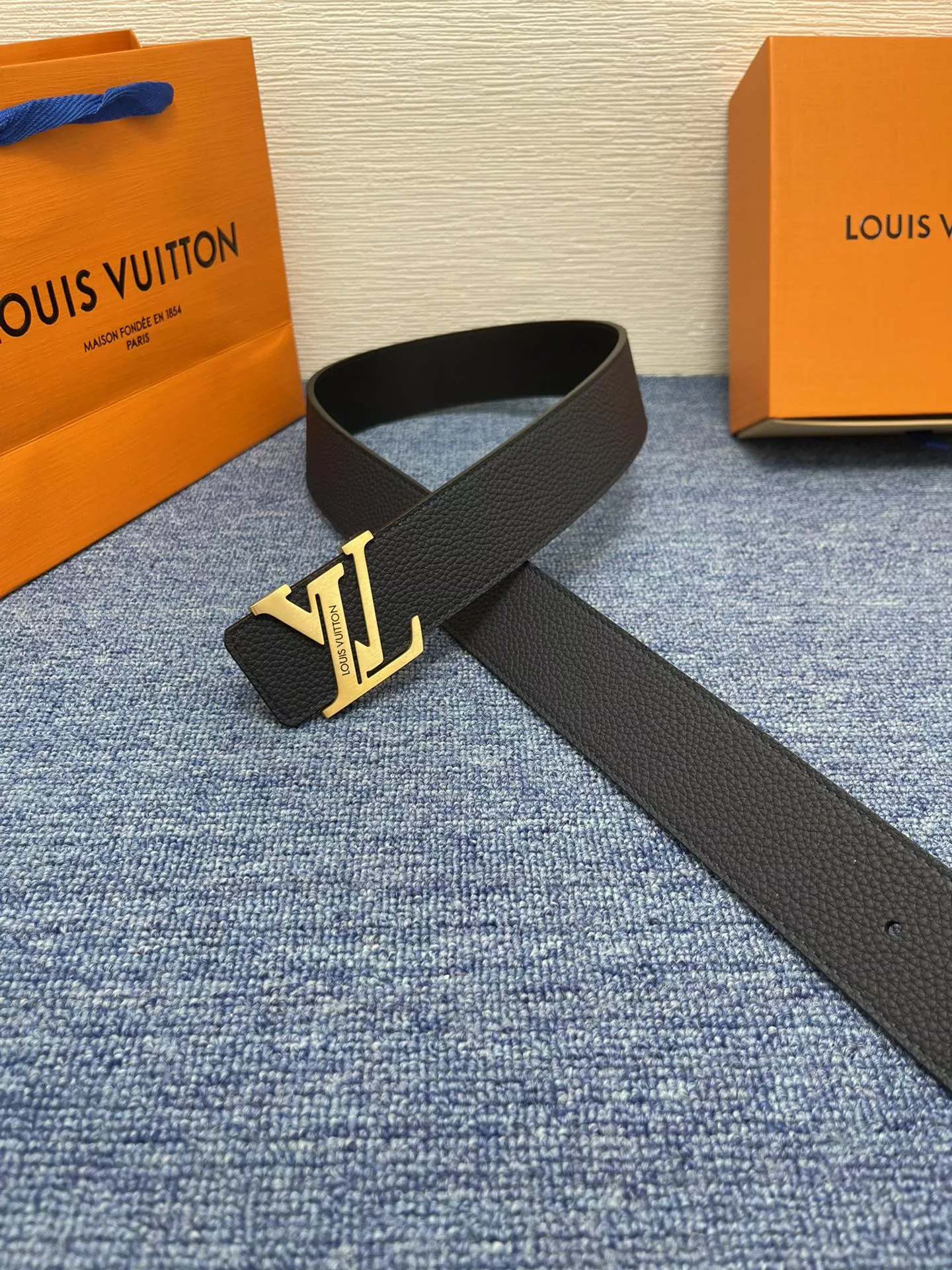 Louis Vuitton AAA Quality Belts In 4.0cm For Men StreetReady 640