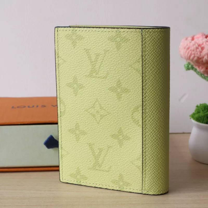 Louis Vuitton AAA Quality Card Case Affordable 8754