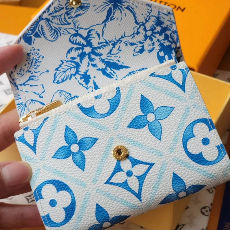 Louis Vuitton AAA Quality Card Case Cozy 1471