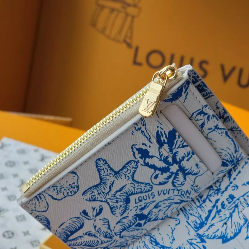 Louis Vuitton AAA Quality Card Case Cozy 1471