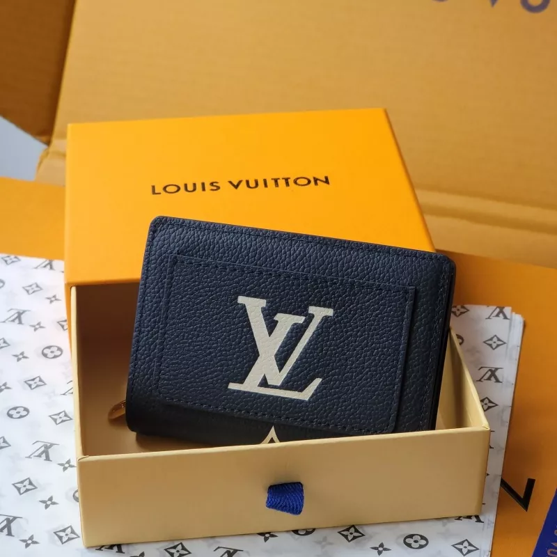 Louis Vuitton AAA Quality Card Case DailyWear 292