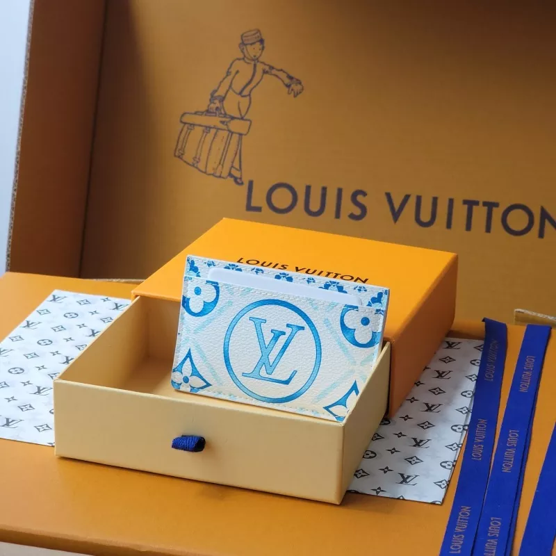 Louis Vuitton AAA Quality Card Case Efficient 104