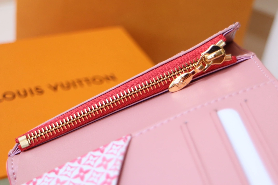 Louis Vuitton AAA Quality Card Case Fashionable 1179