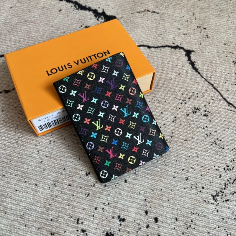Louis Vuitton AAA Quality Card Case For Women Bold 457