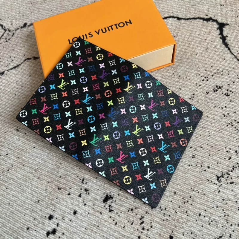 Louis Vuitton AAA Quality Card Case For Women Bold 457
