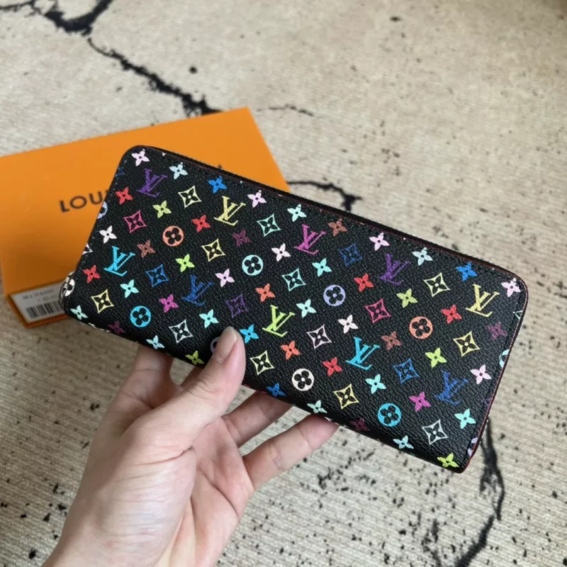 Louis Vuitton AAA Quality Card Case For Women Comfortable 3922