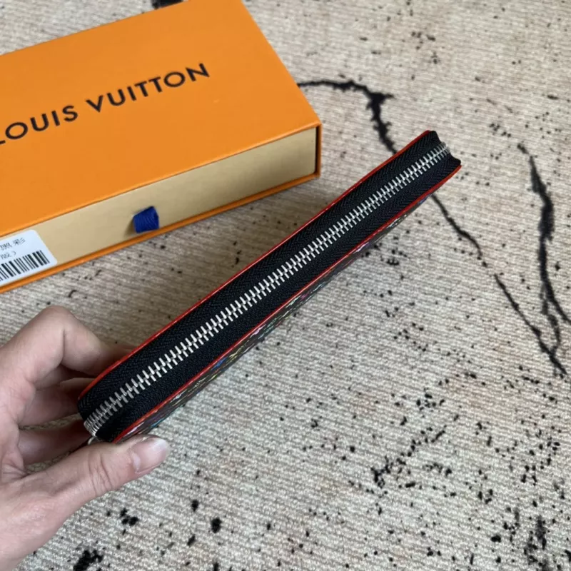 Louis Vuitton AAA Quality Card Case For Women Comfortable 3922