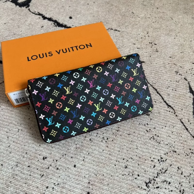 Louis Vuitton AAA Quality Card Case For Women Resilient 5252