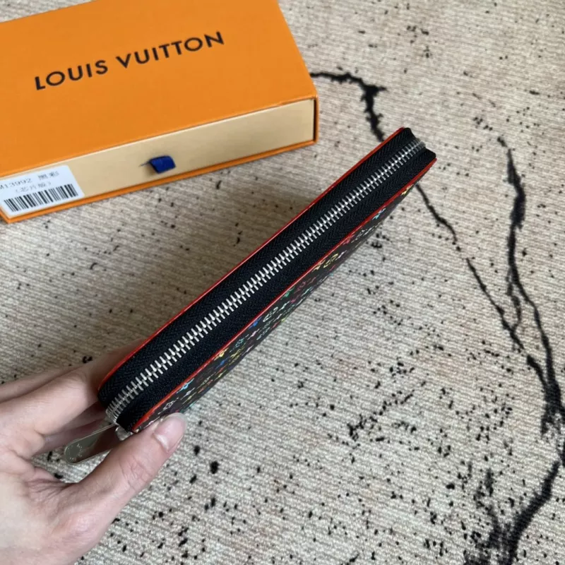 Louis Vuitton AAA Quality Card Case For Women Resilient 5252