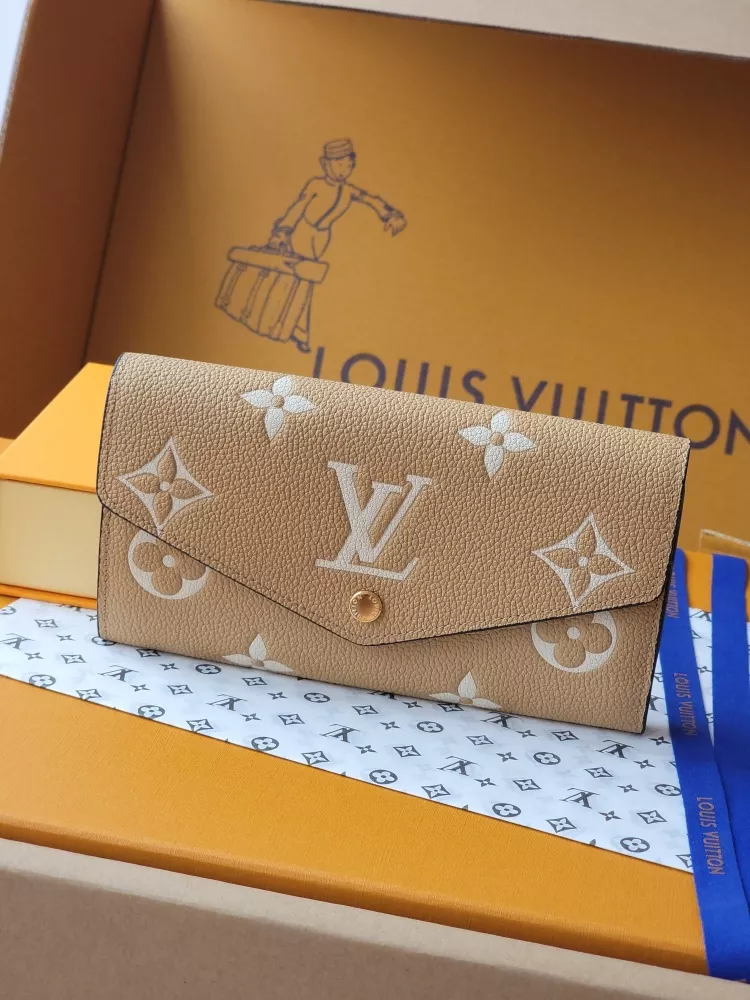Louis Vuitton AAA Quality Card Case HighQuality 2673