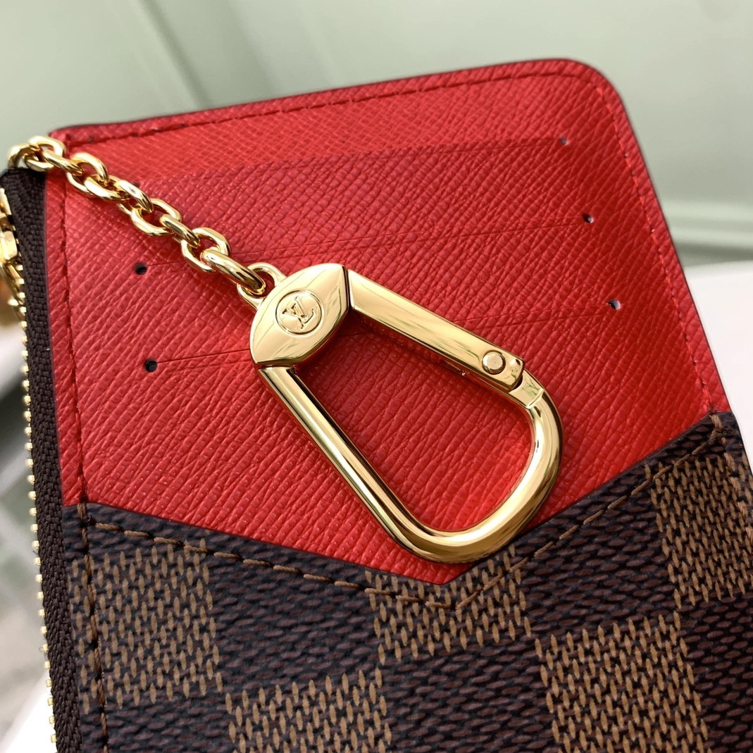 Louis Vuitton AAA Quality Card Case In Red For Women Timeless 1683