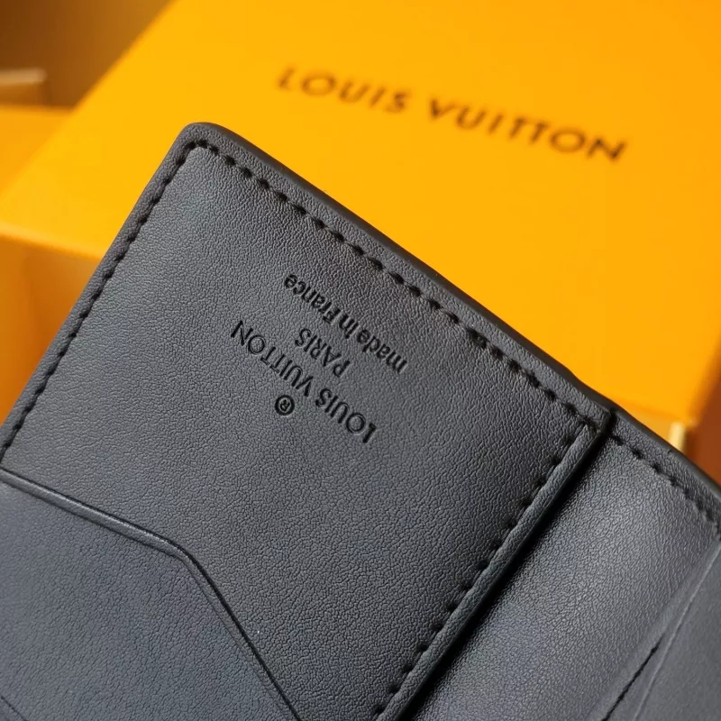 Louis Vuitton AAA Quality Card Case NewStyle 9176