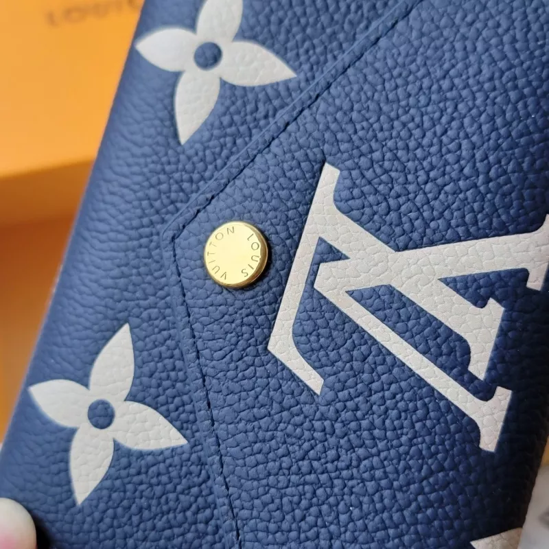 Louis Vuitton AAA Quality Card Case Popular 3454