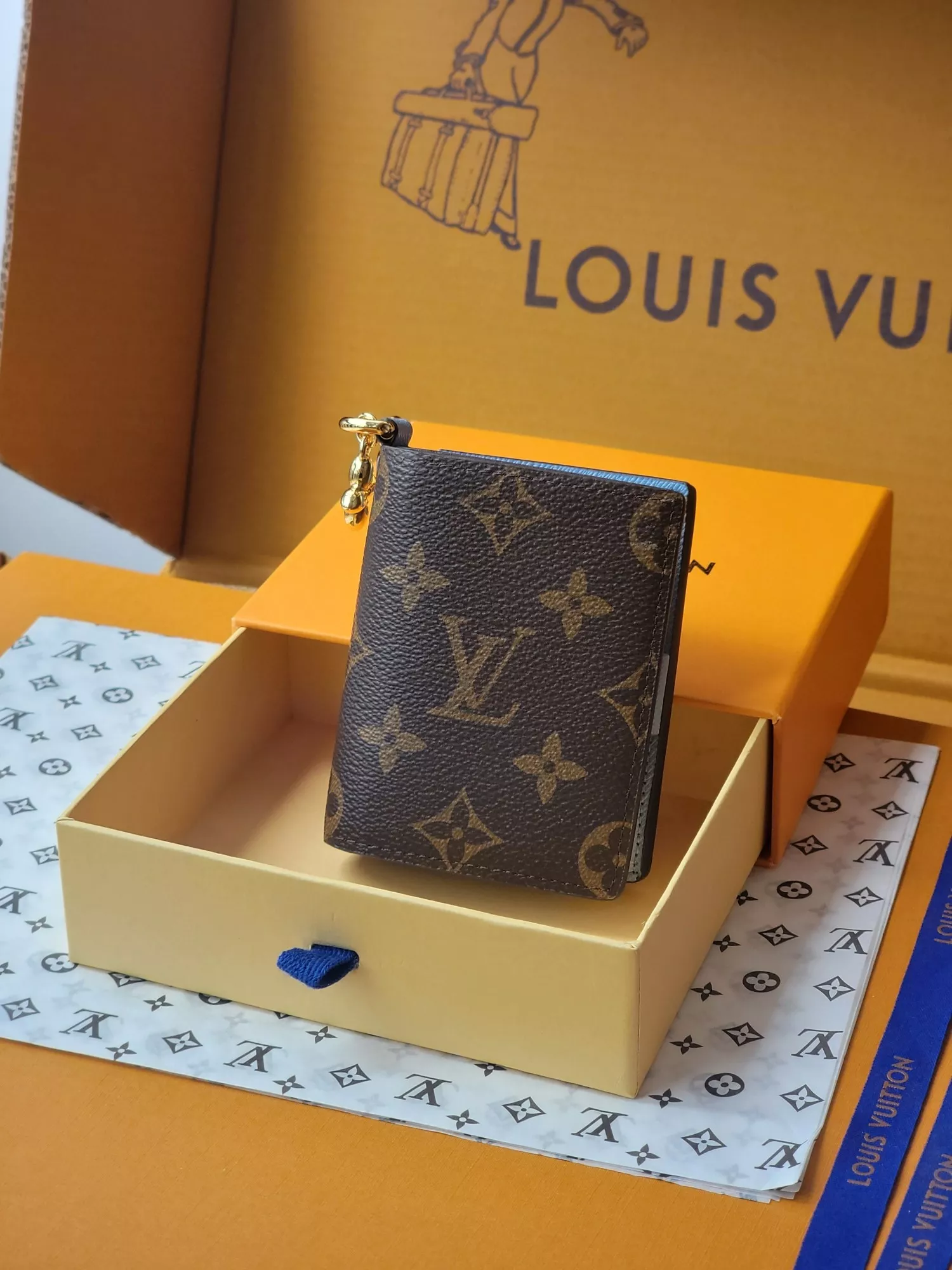 Louis Vuitton AAA Quality Card Case Resilient 131