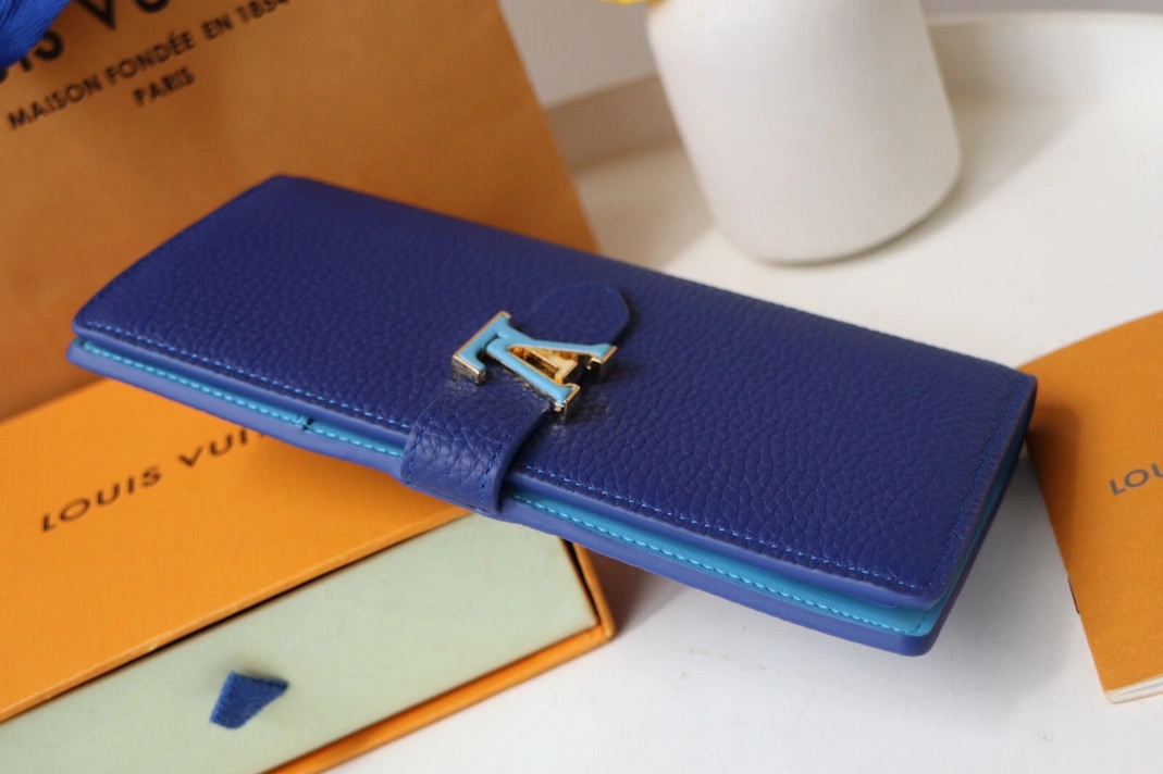 Louis Vuitton AAA Quality Card Case TopPick 4816