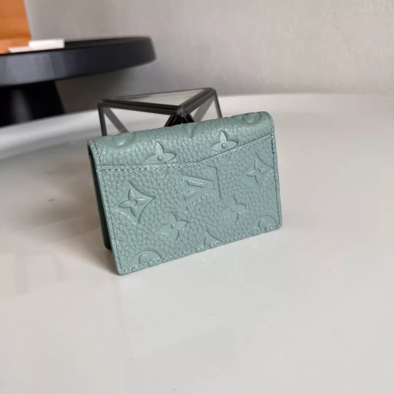 Louis Vuitton AAA Quality Card Case UrbanStyle 8466