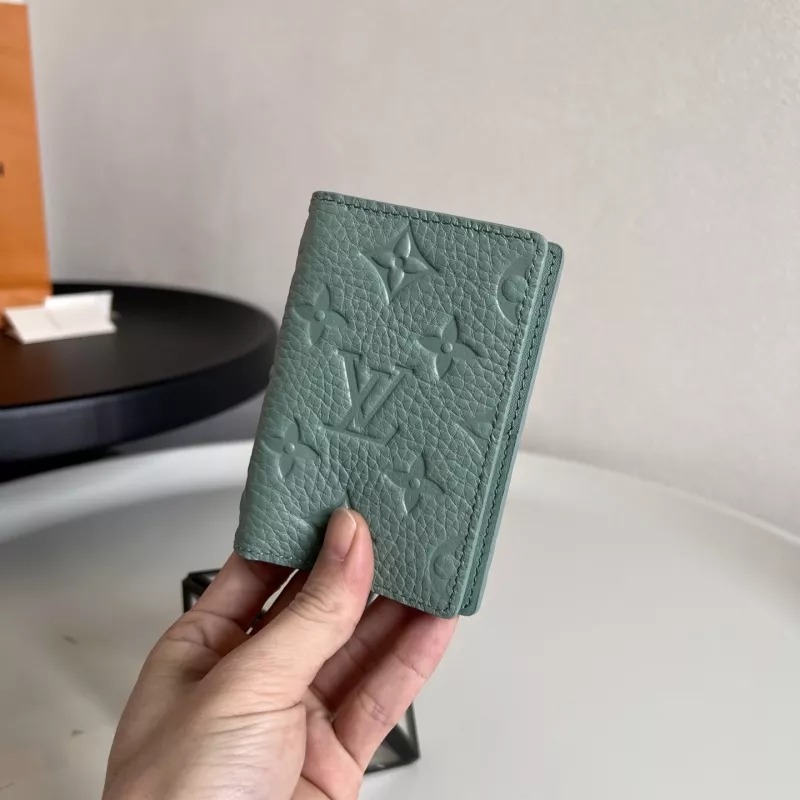 Louis Vuitton AAA Quality Card Case UrbanStyle 8466