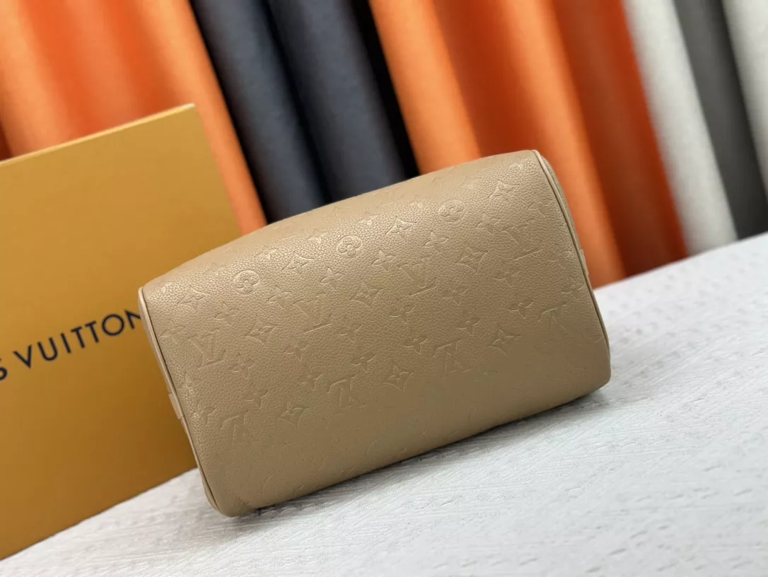 Louis Vuitton AAA Quality Handbags For Women Affordable 2219