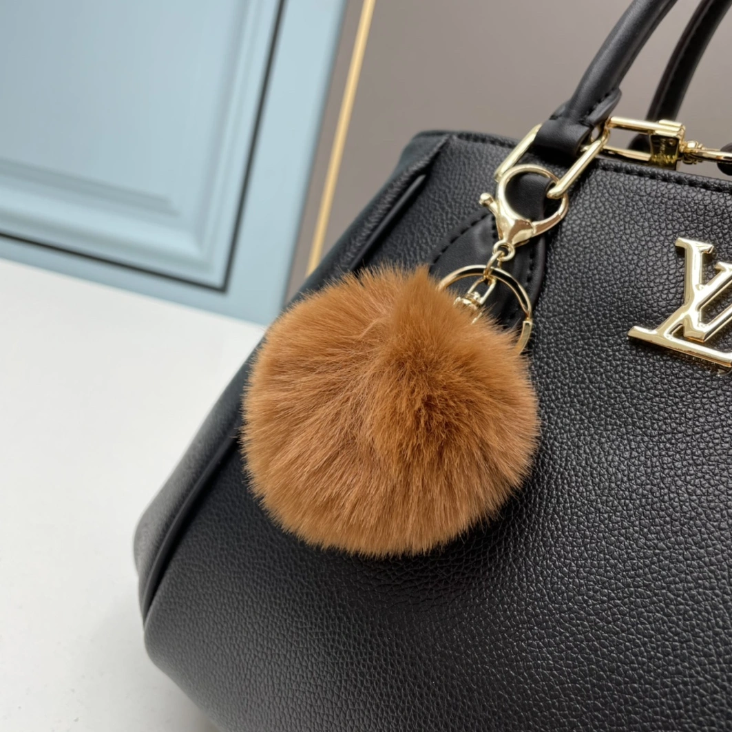 Louis Vuitton AAA Quality Handbags For Women AllSeason 7140