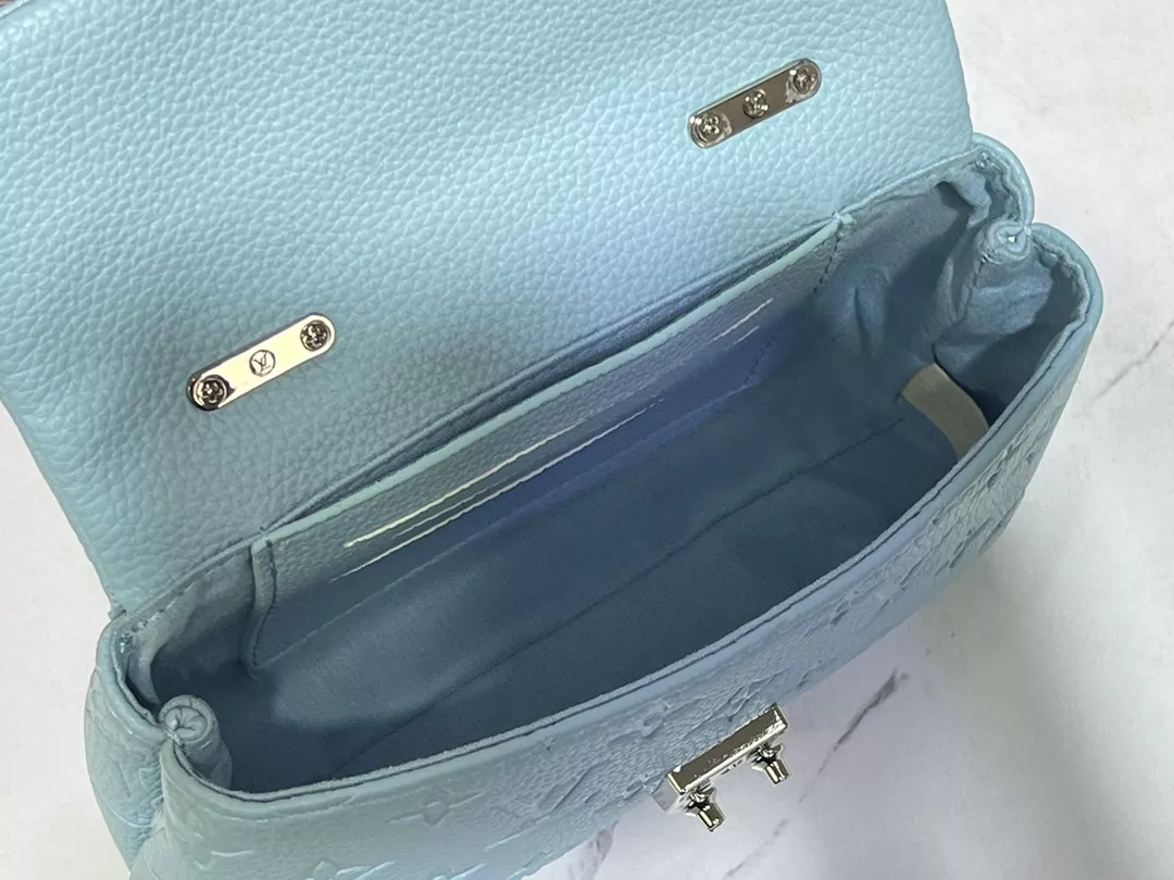 Louis Vuitton AAA Quality Handbags For Women Bold 7595