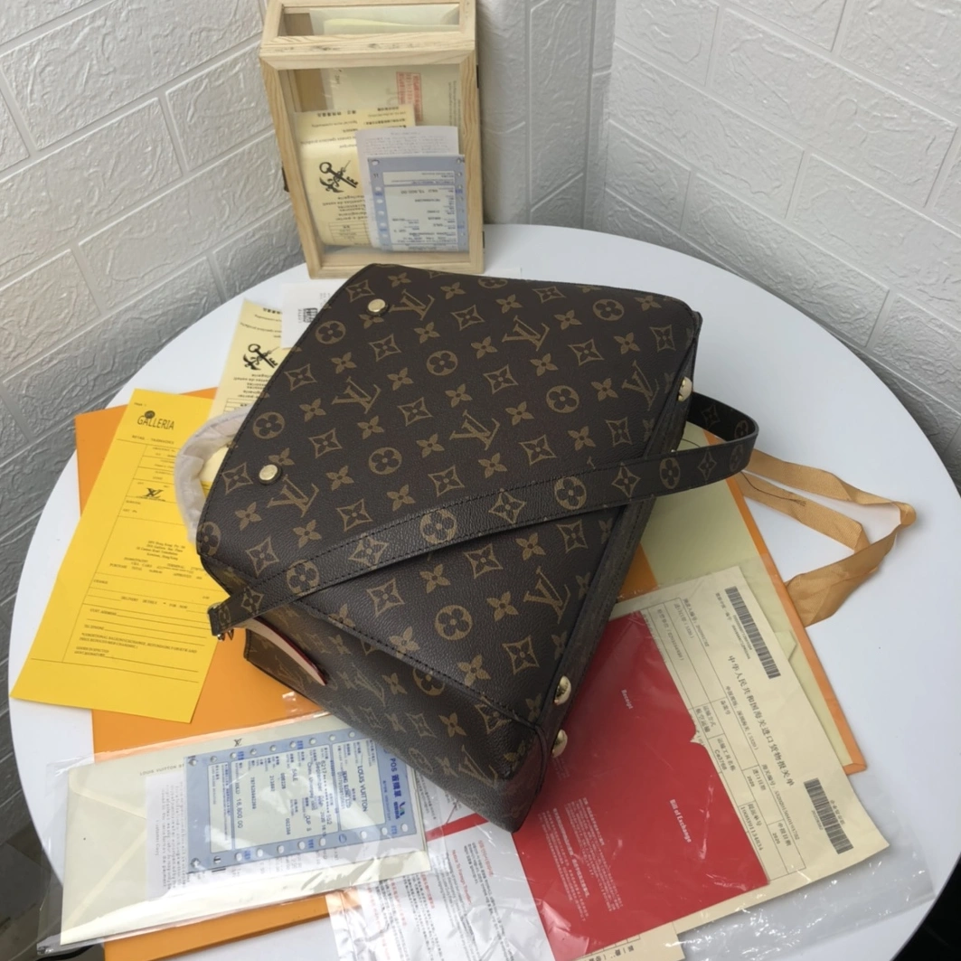 Louis Vuitton AAA Quality Handbags For Women Breathable 8167