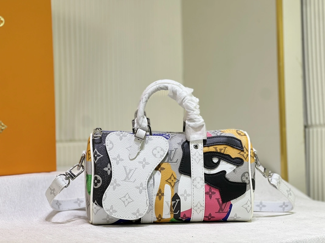 Louis Vuitton AAA Quality Handbags For Women Comfortable 9025