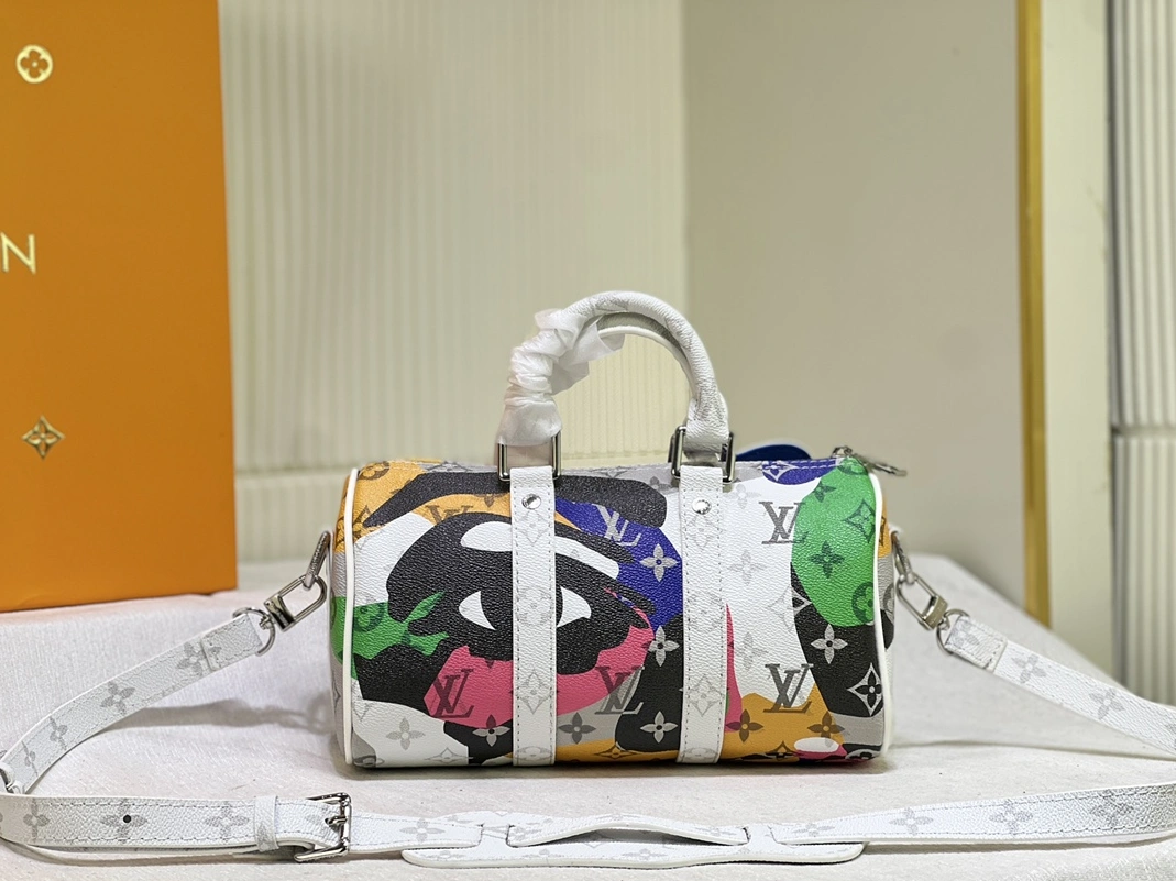 Louis Vuitton AAA Quality Handbags For Women Comfortable 9025