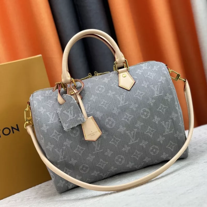 Louis Vuitton AAA Quality Handbags For Women Comfortable 9433