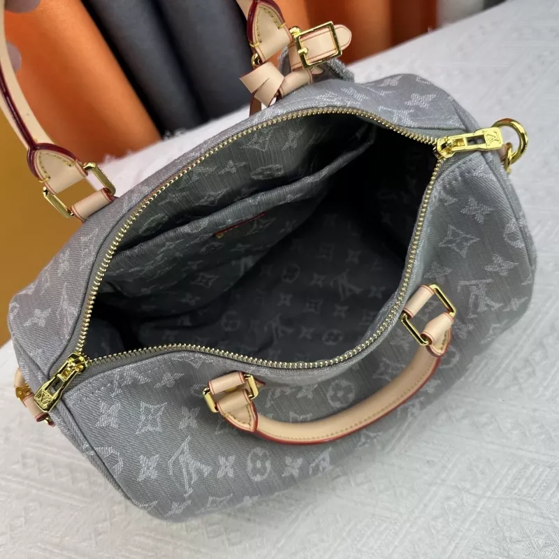 Louis Vuitton AAA Quality Handbags For Women Comfortable 9433