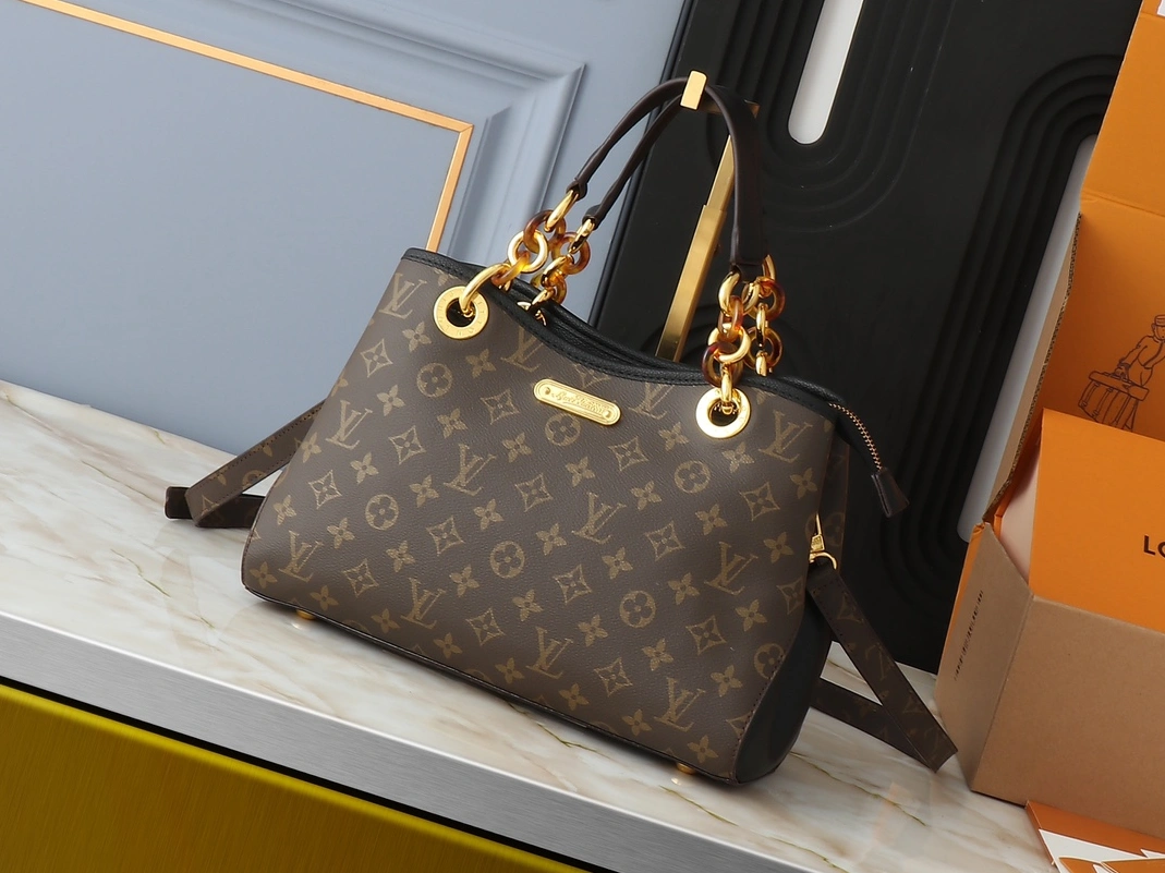 Louis Vuitton AAA Quality Handbags For Women Compact 2939