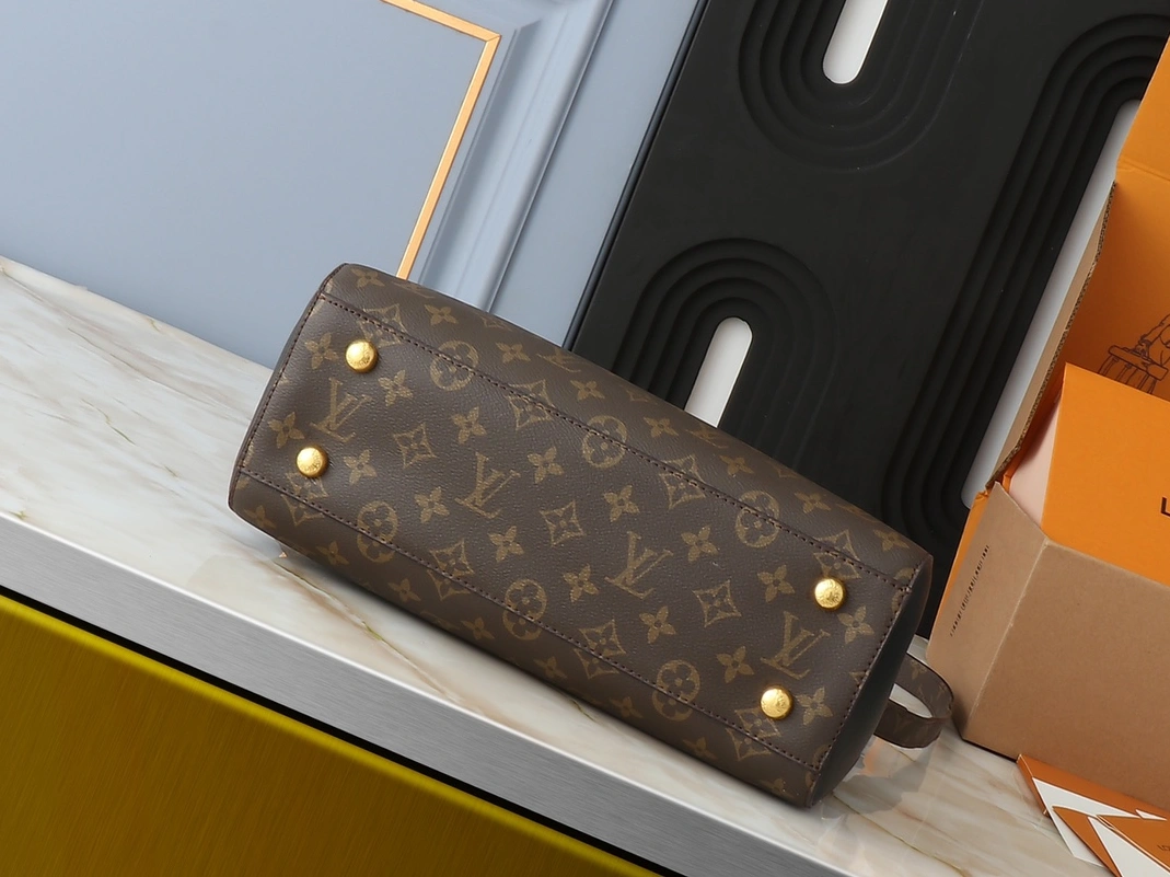 Louis Vuitton AAA Quality Handbags For Women Compact 2939