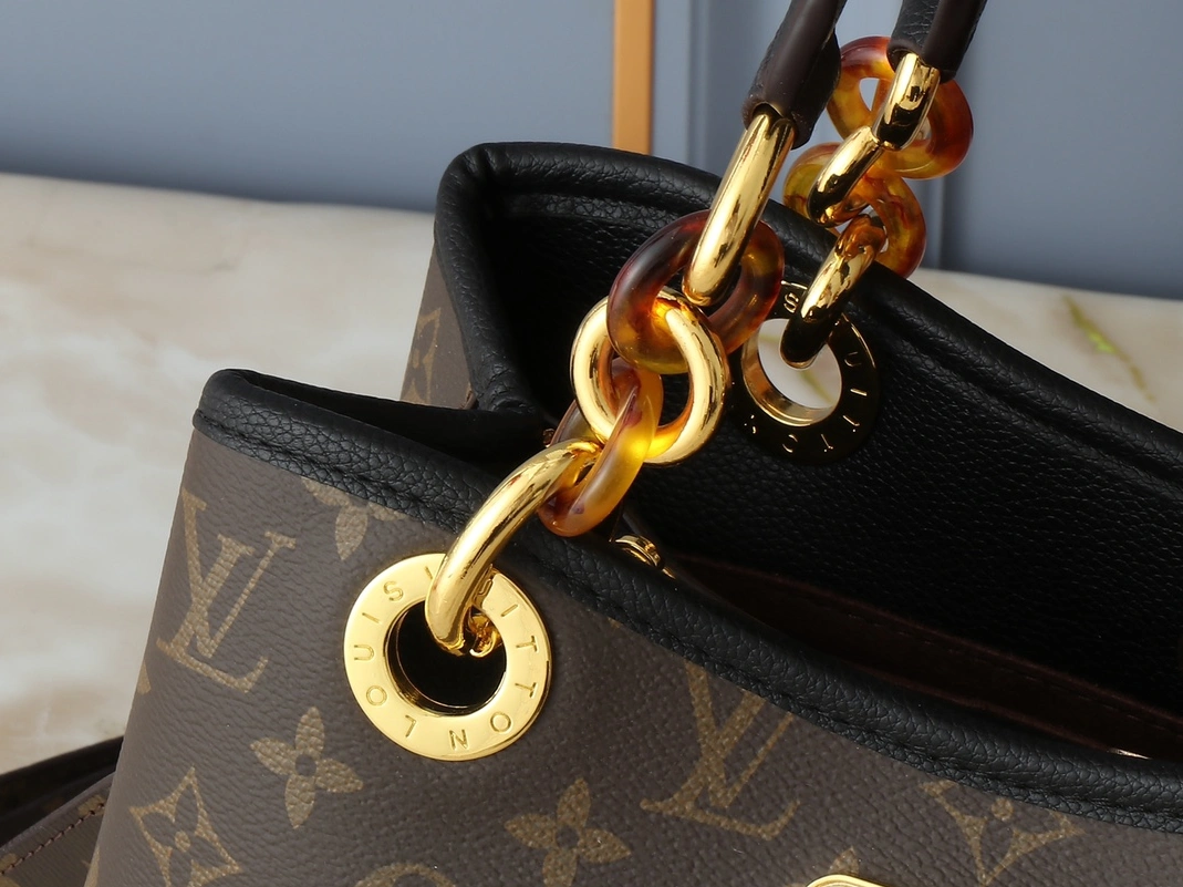 Louis Vuitton AAA Quality Handbags For Women Compact 2939