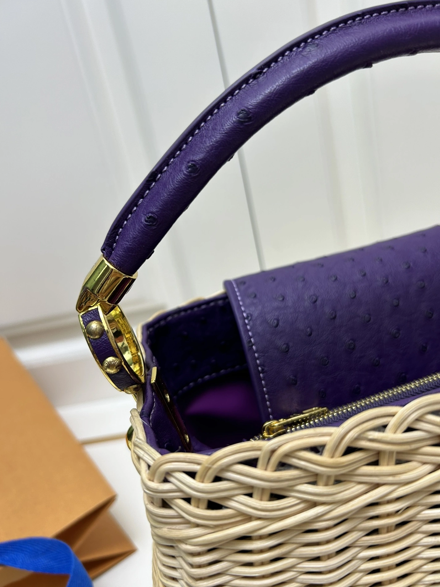 Louis Vuitton AAA Quality Handbags For Women Compact 5486
