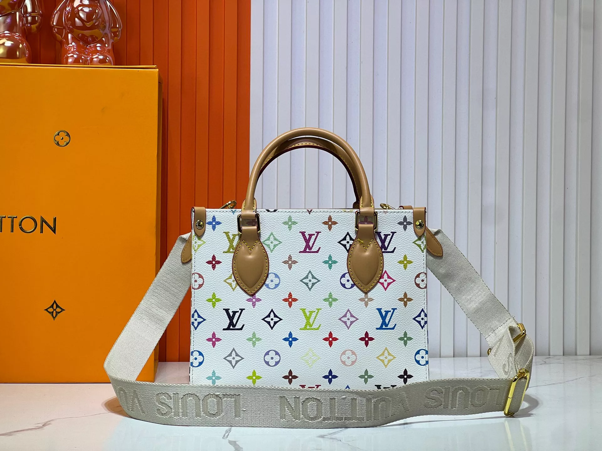 Louis Vuitton AAA Quality Handbags For Women Cozy 3241