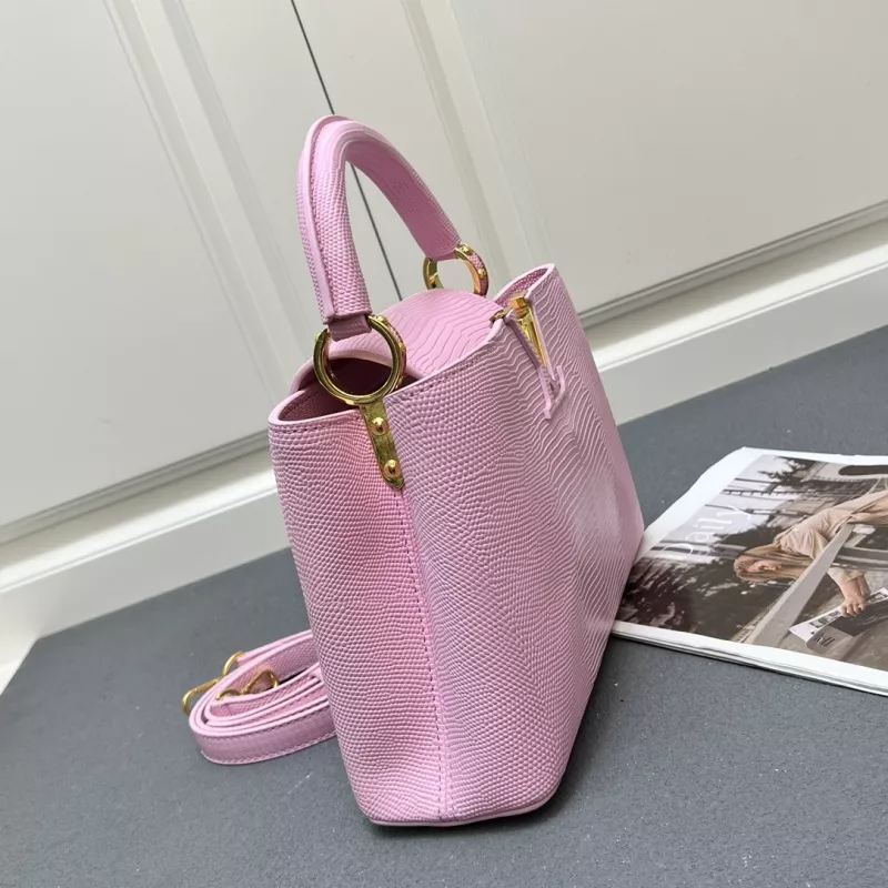 Louis Vuitton AAA Quality Handbags For Women Cozy 4657