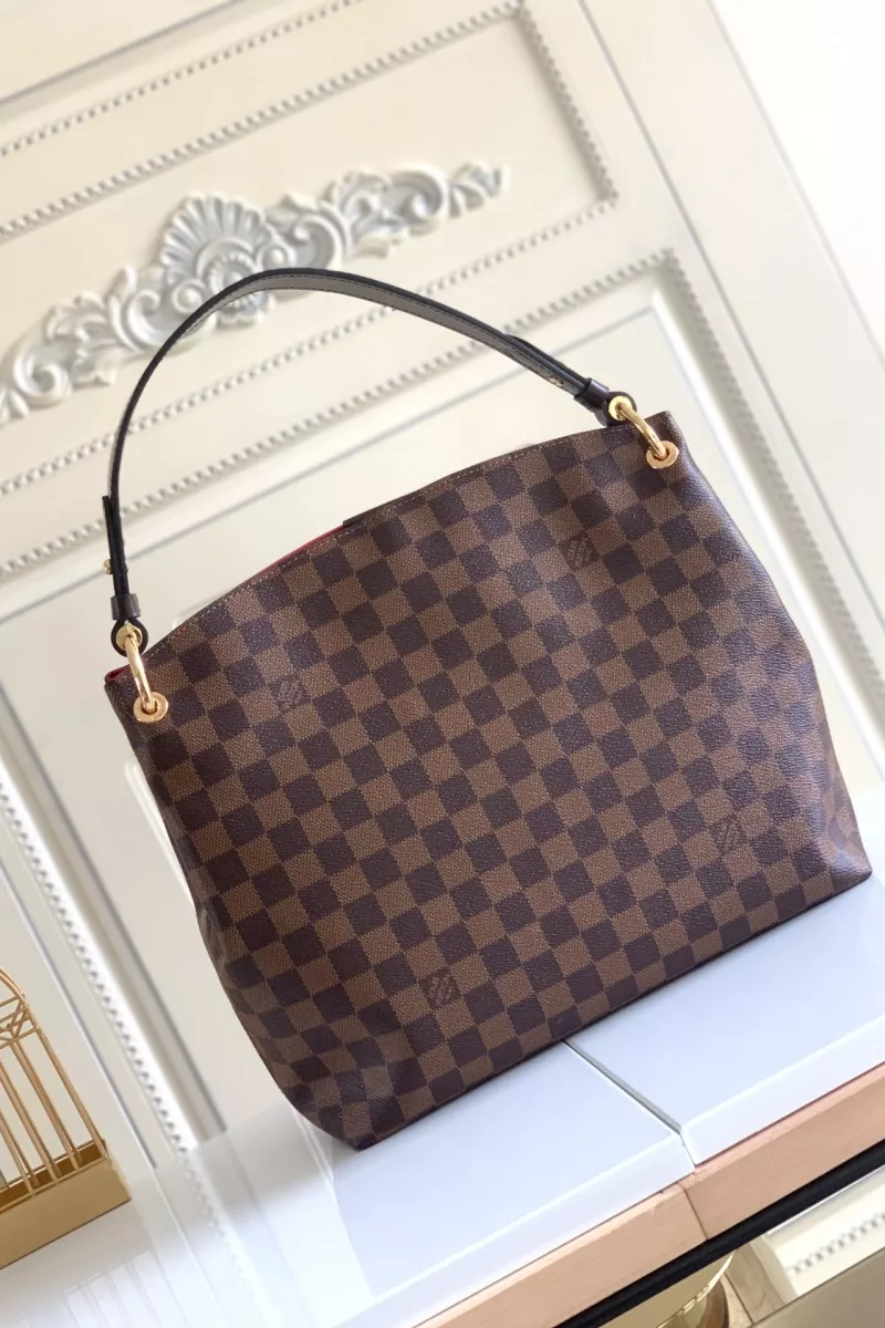Louis Vuitton AAA Quality Handbags For Women Cozy 5714